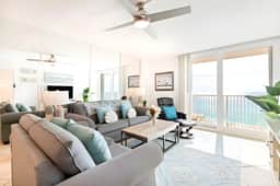 Beachfront 30A | Pool | Endless Horizons | Sleeps 6 | Saagrove