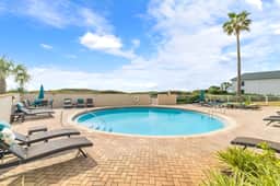 Beachfront 30A | Pool | Endless Horizons | Sleeps 6 | Saagrove