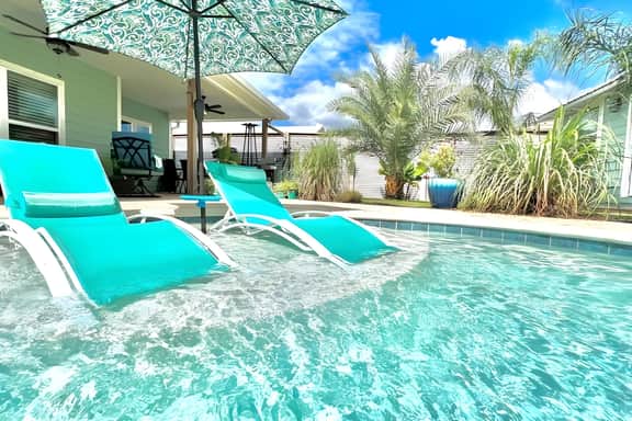 Walk to Beach |  Two Fins Up | Private Pool | Golf Cart | Panama City Beach